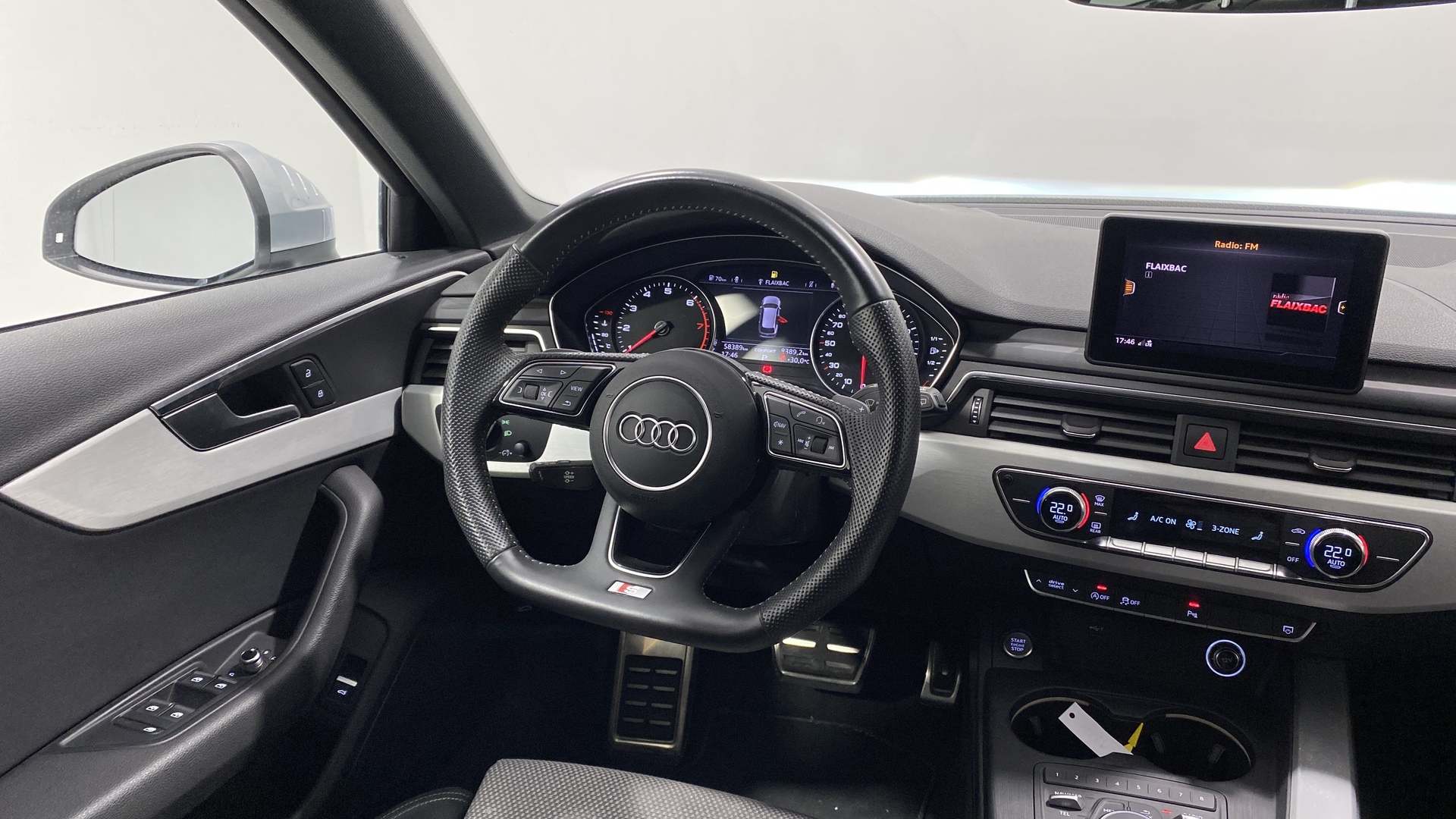 Foto Audi A4 Avant 19