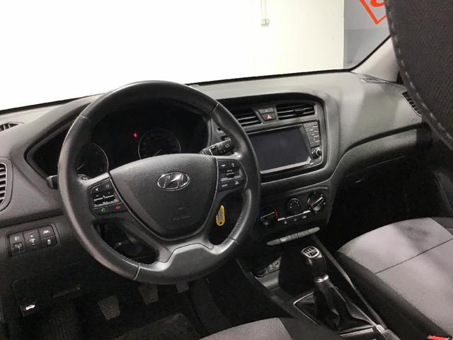 Foto Hyundai i20 11