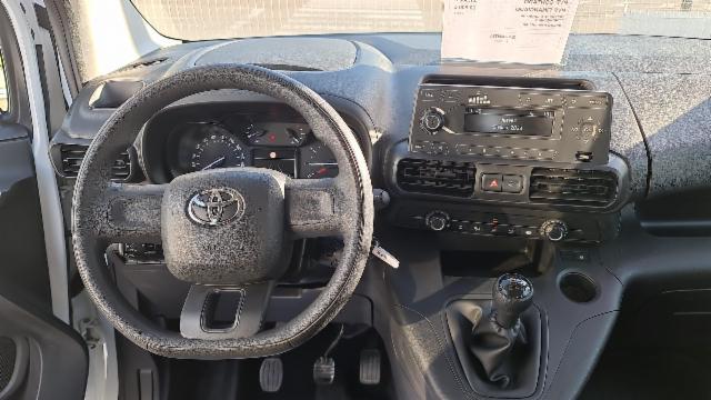 Foto Toyota Proace 9