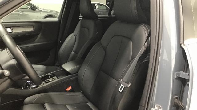 Foto Volvo XC40 12