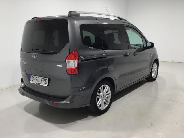 Foto Ford Tourneo Courier 14