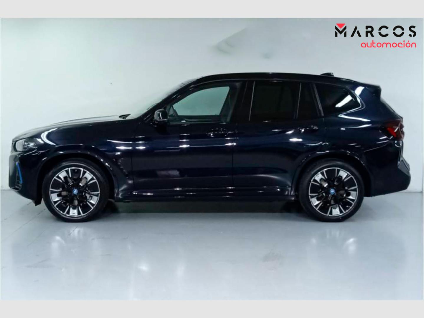 Foto BMW iX3 26