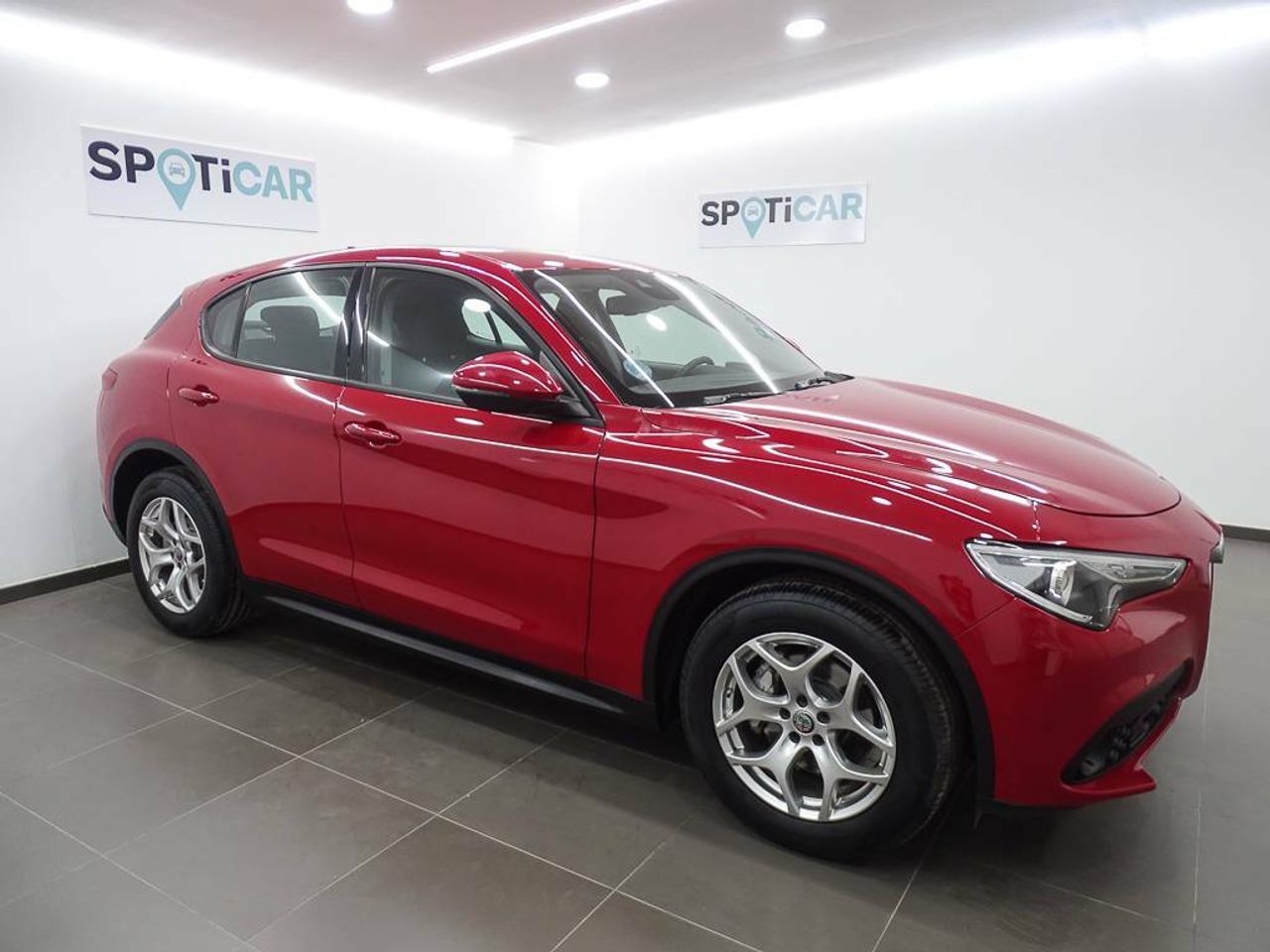 Foto Alfa Romeo Stelvio 4