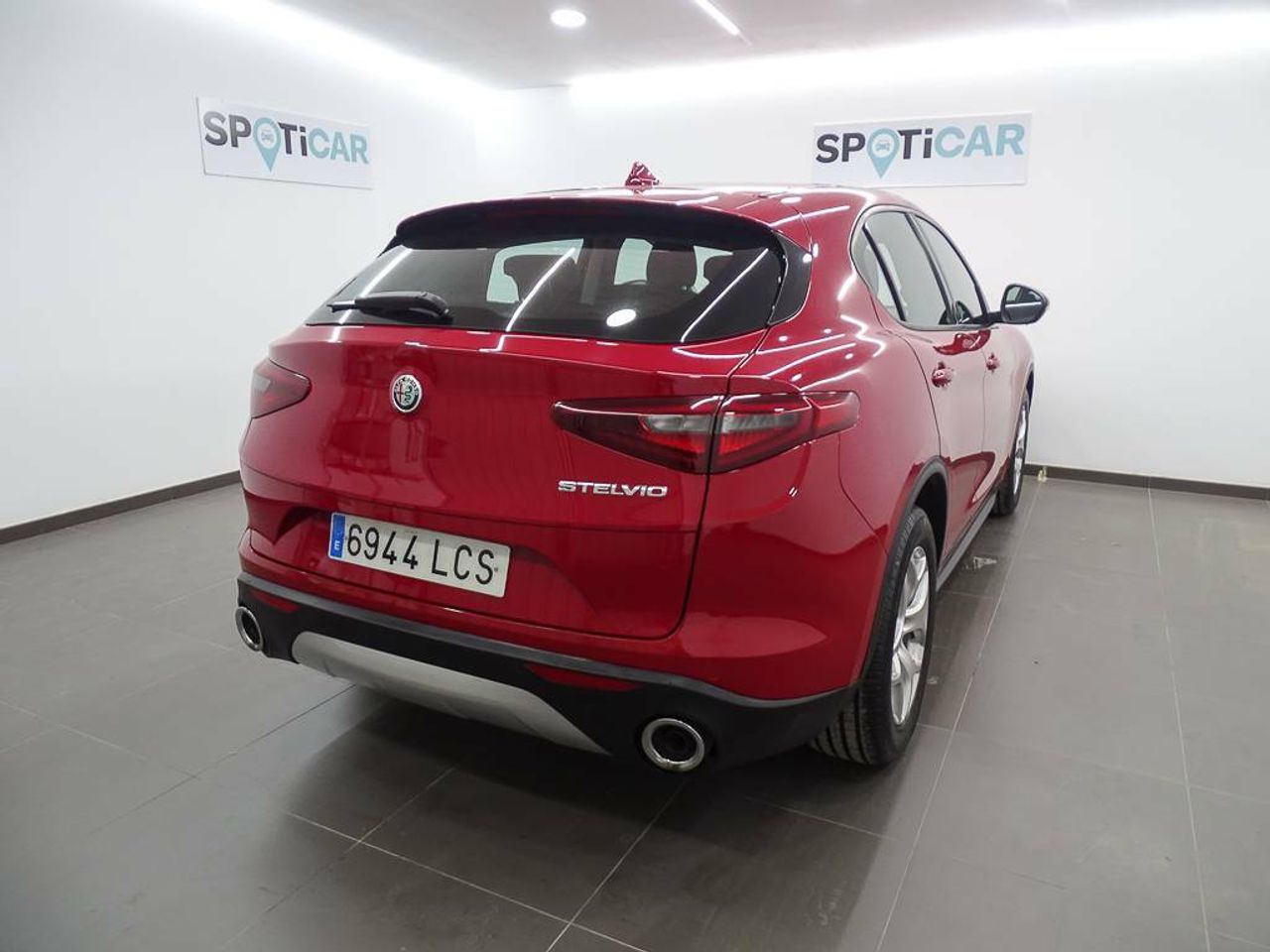 Foto Alfa Romeo Stelvio 10