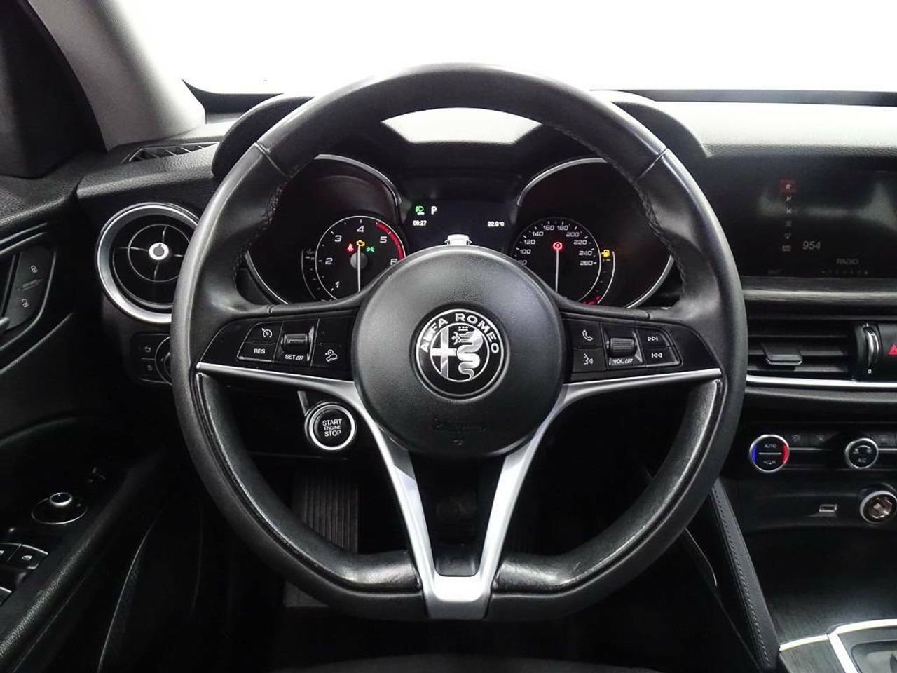 Foto Alfa Romeo Stelvio 17