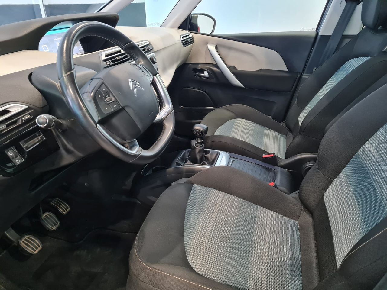 Foto Citroën Grand C4 SpaceTourer 5