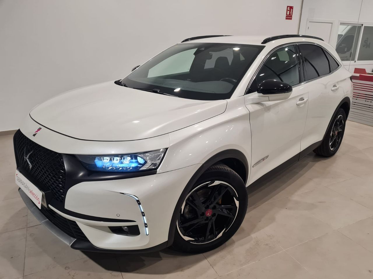 Foto DS Automobiles DS 7 Crossback 2