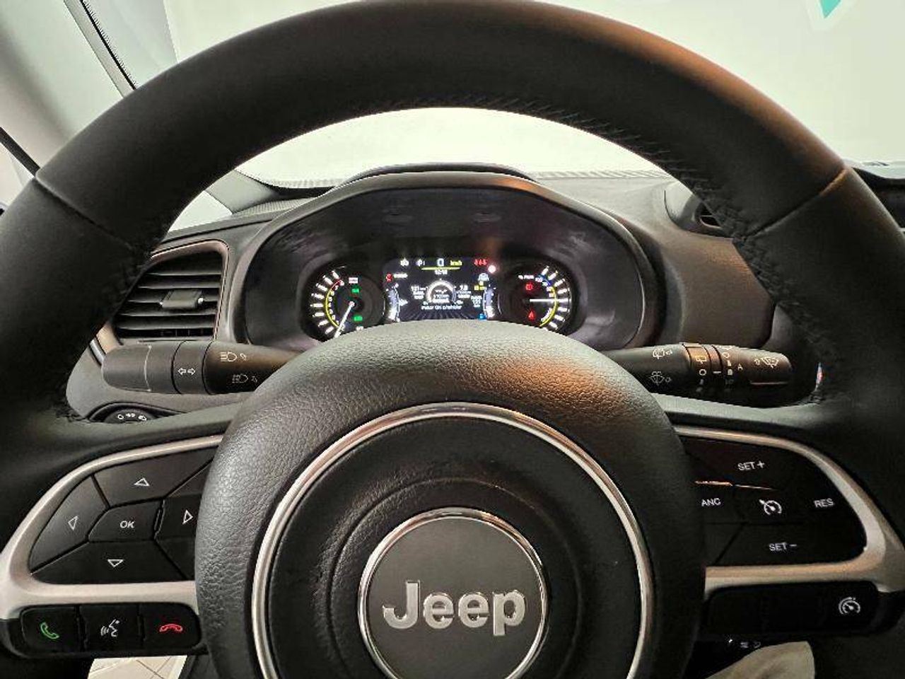 Foto Jeep Renegade 12