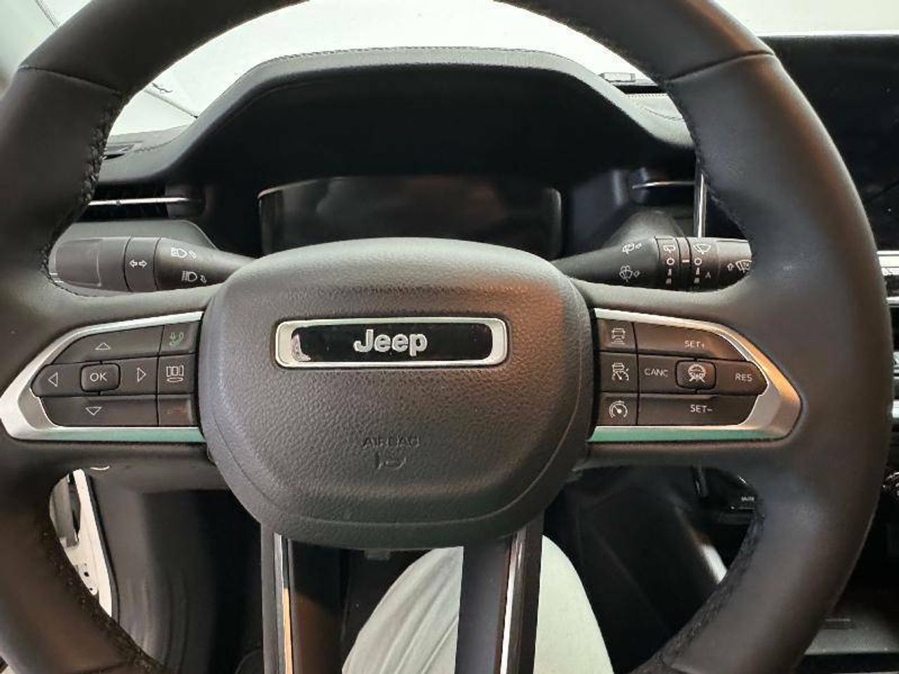 Foto Jeep Compass 16