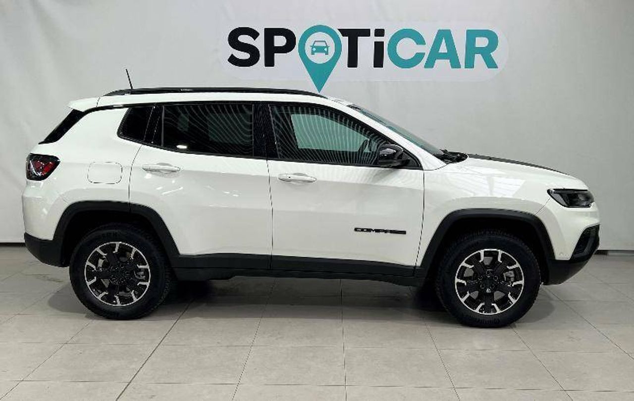 Foto Jeep Compass 4