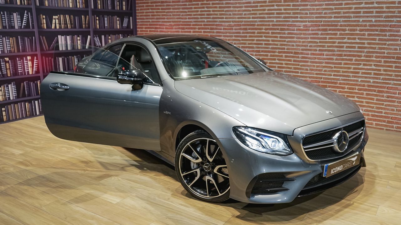 Foto Mercedes-Benz Clase E 4