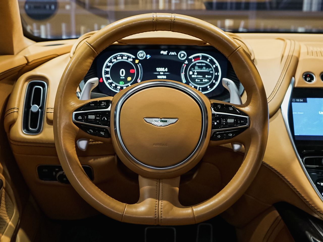 Foto Aston martin DBX 41