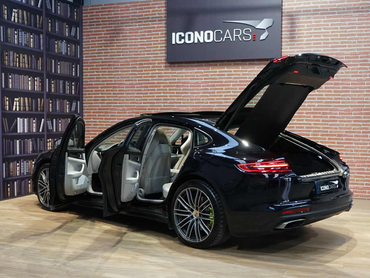 Foto Porsche Panamera 16