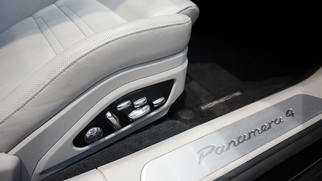 Foto Porsche Panamera 21