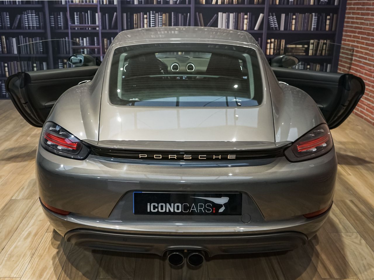 Foto Porsche 718 14