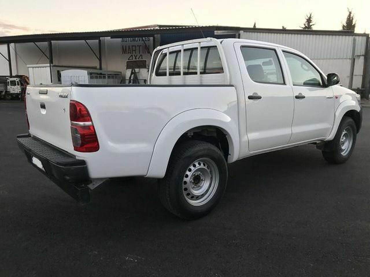 Foto Toyota Hilux 4