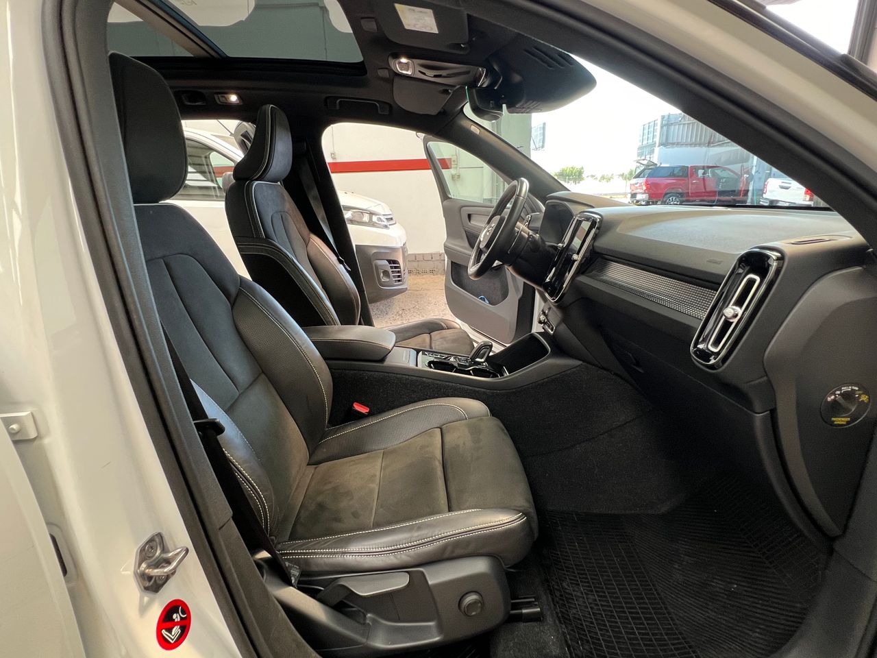 Foto Volvo XC40 12