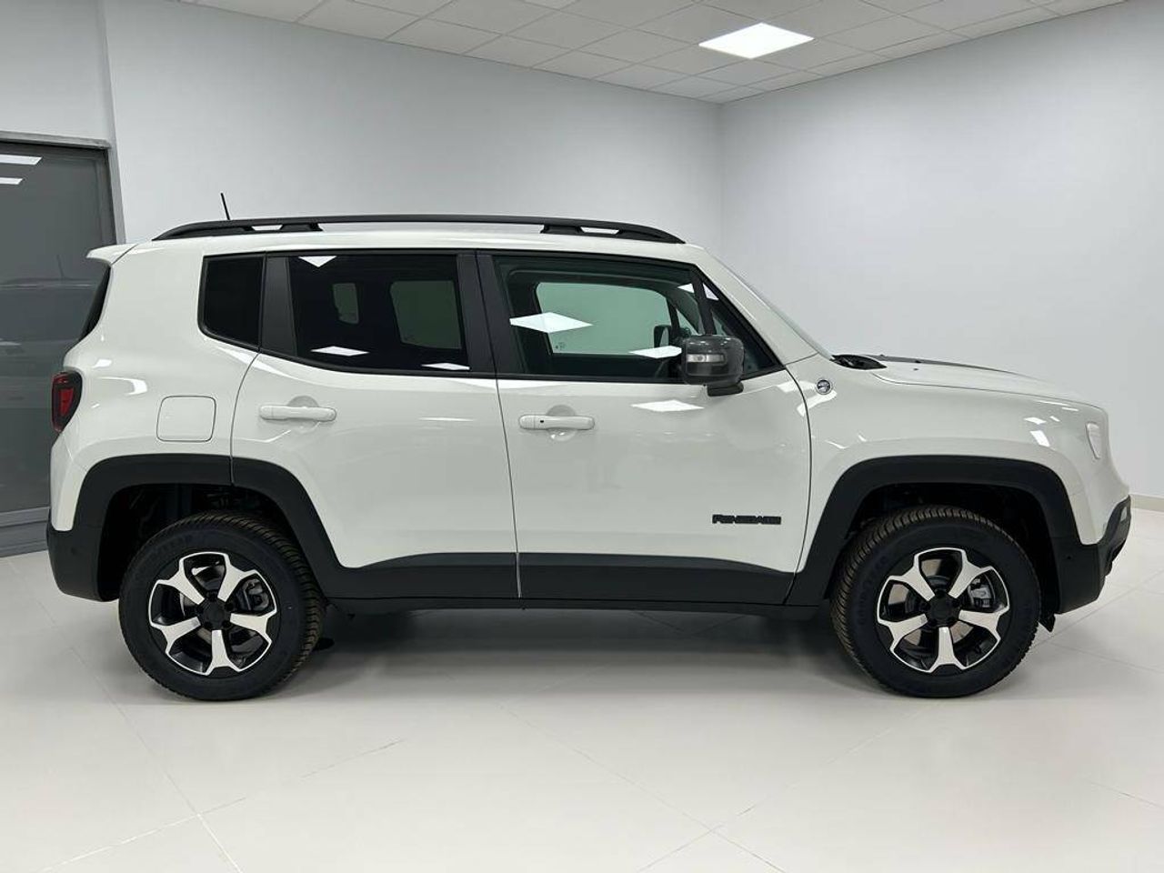 Foto Jeep Renegade 4