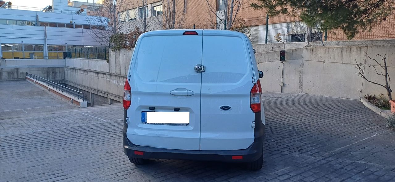 Foto Ford Transit  Courier 8