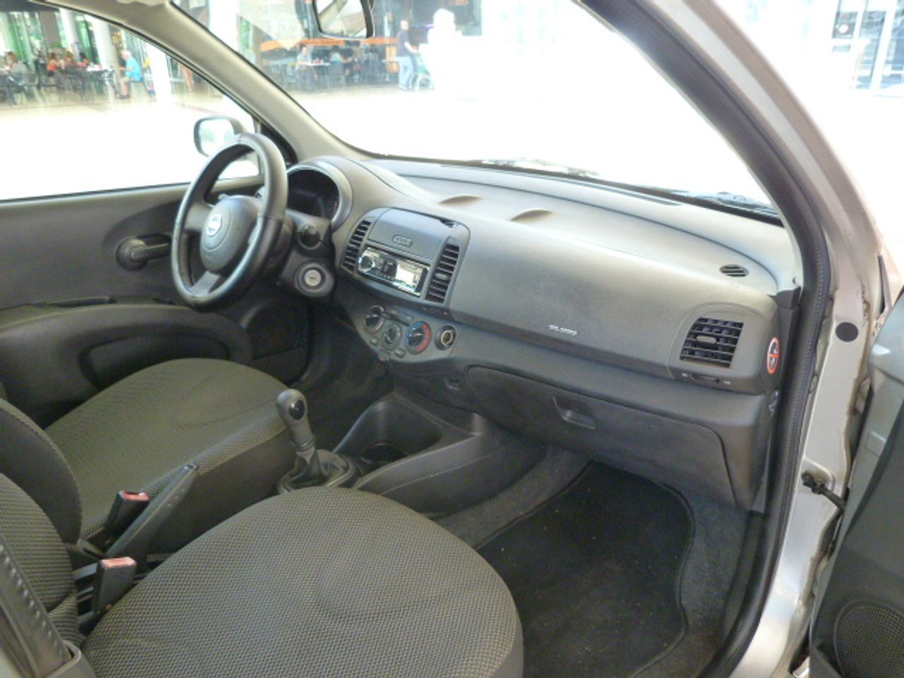 Foto Nissan Micra 12