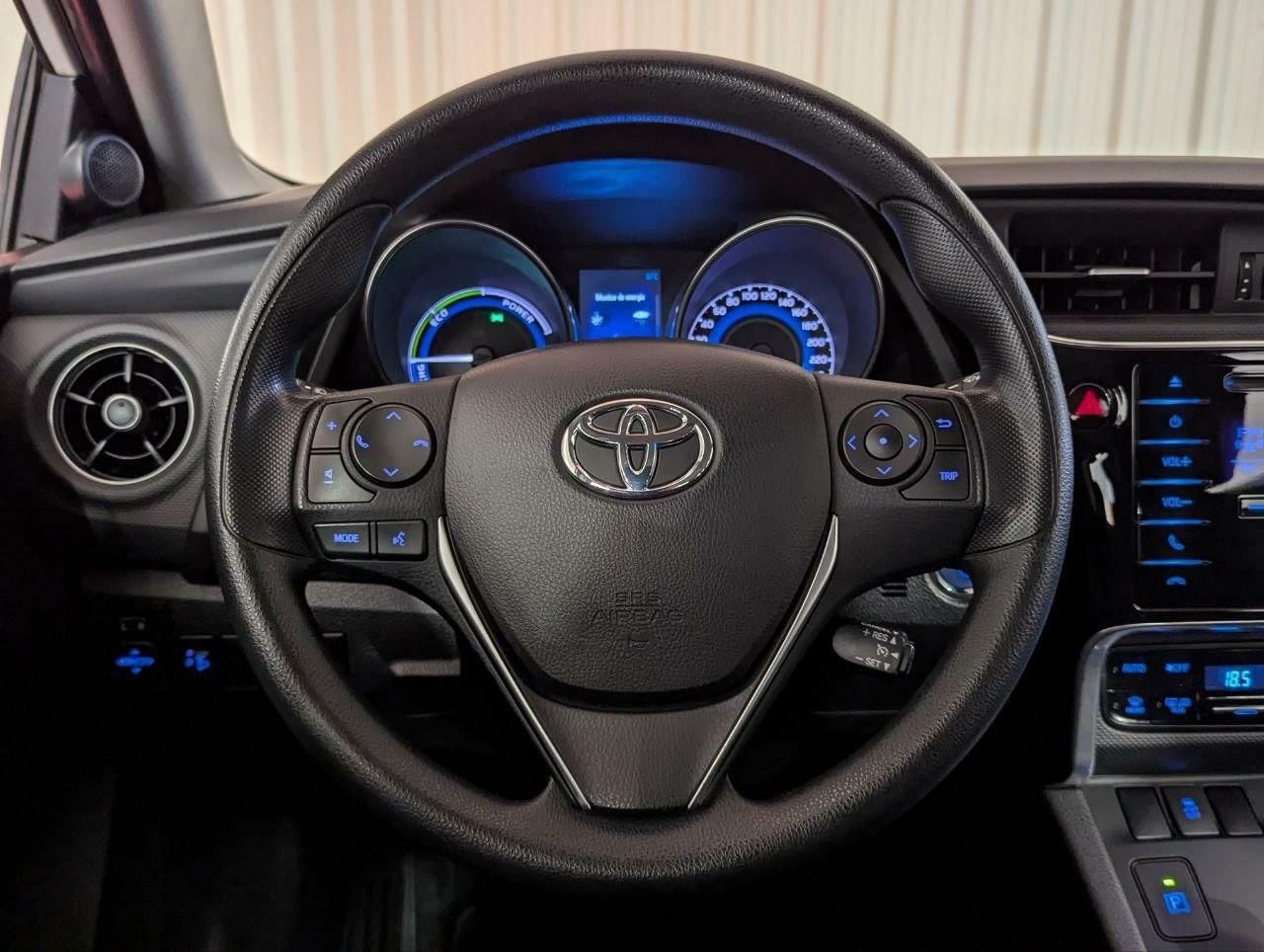 Foto Toyota Auris 28