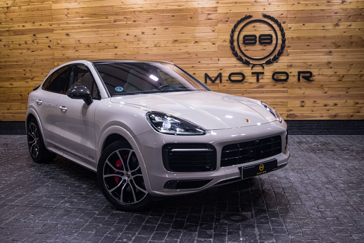 Foto Porsche Cayenne 1