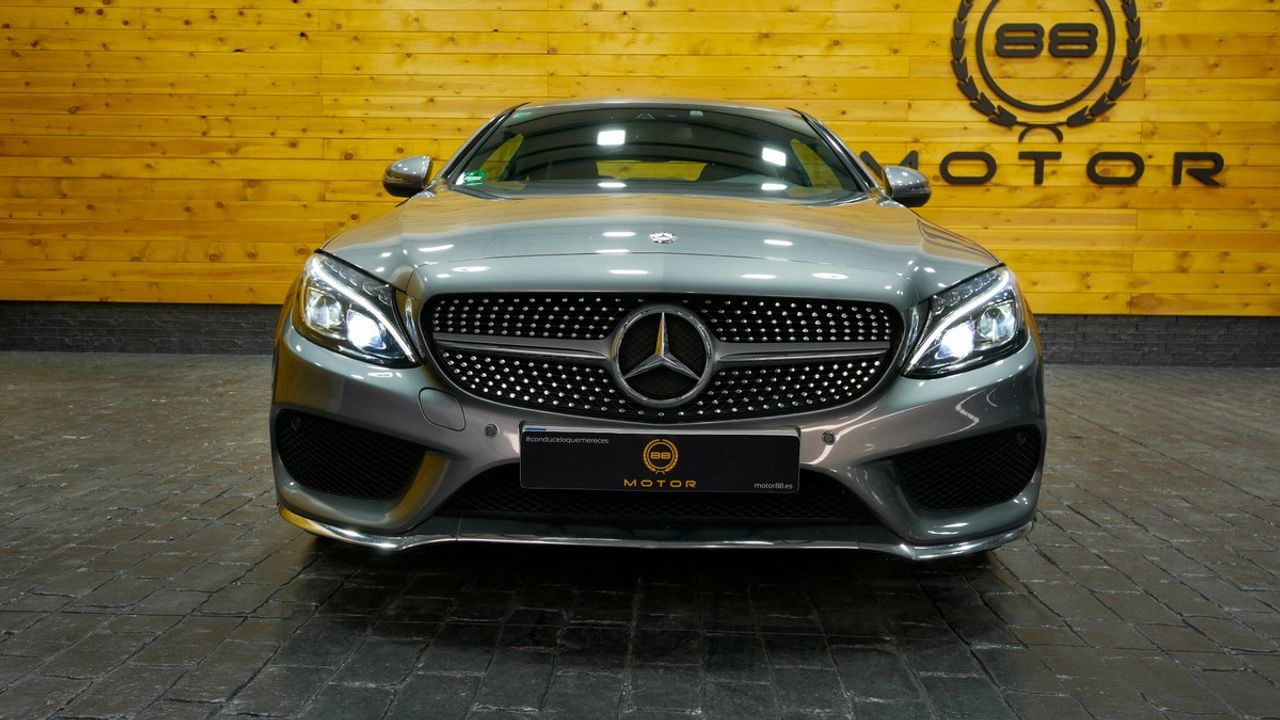 Foto Mercedes-Benz Clase C 2