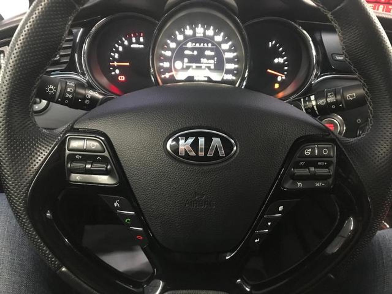 Foto Kia Ceed 10