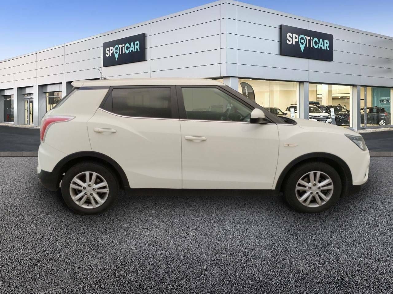 Foto SsangYong Tivoli 4