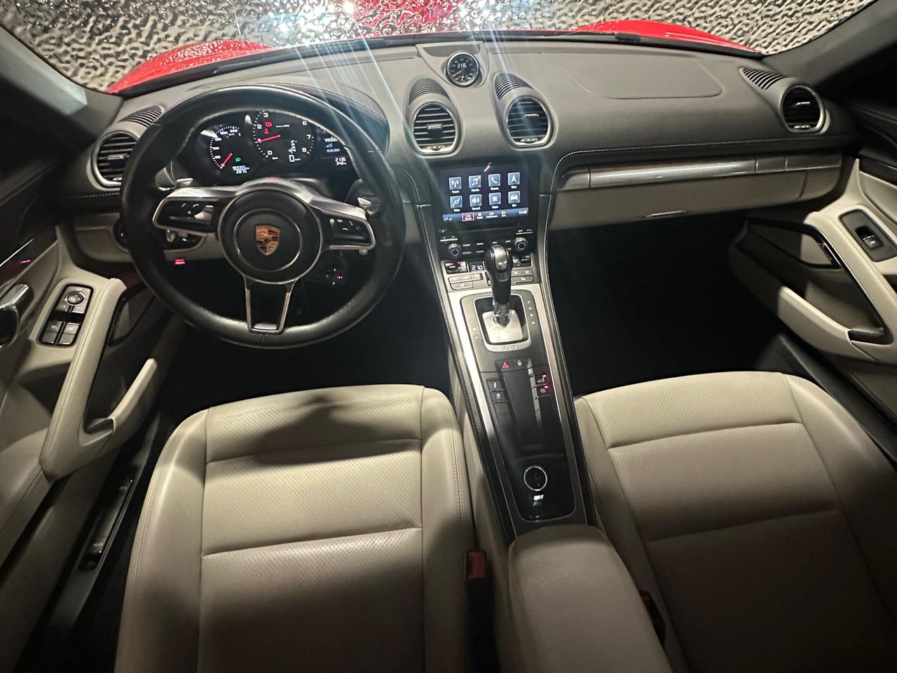 Foto Porsche 718 14