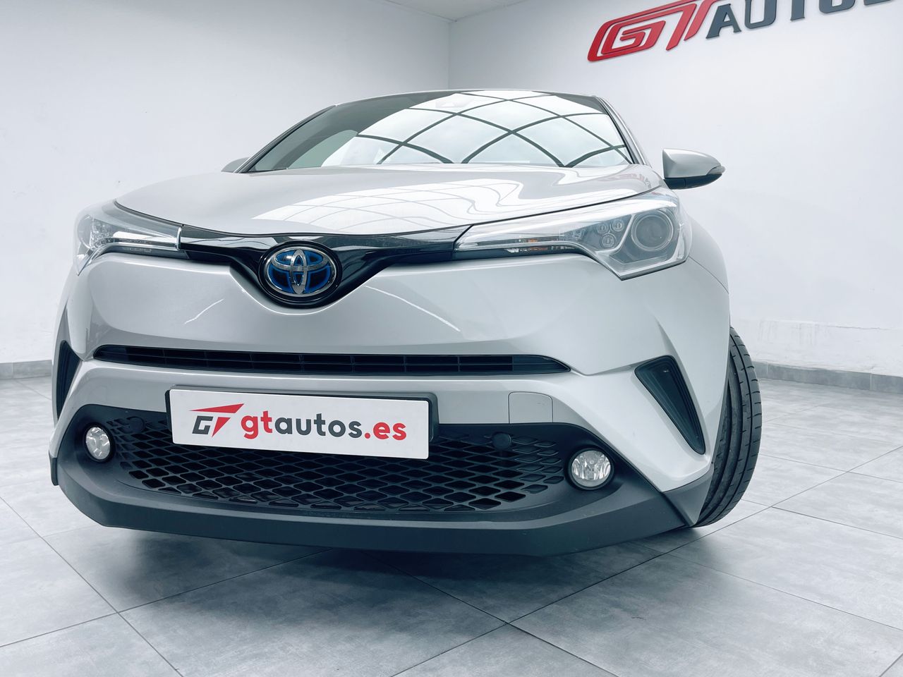 Foto Toyota C-HR 9