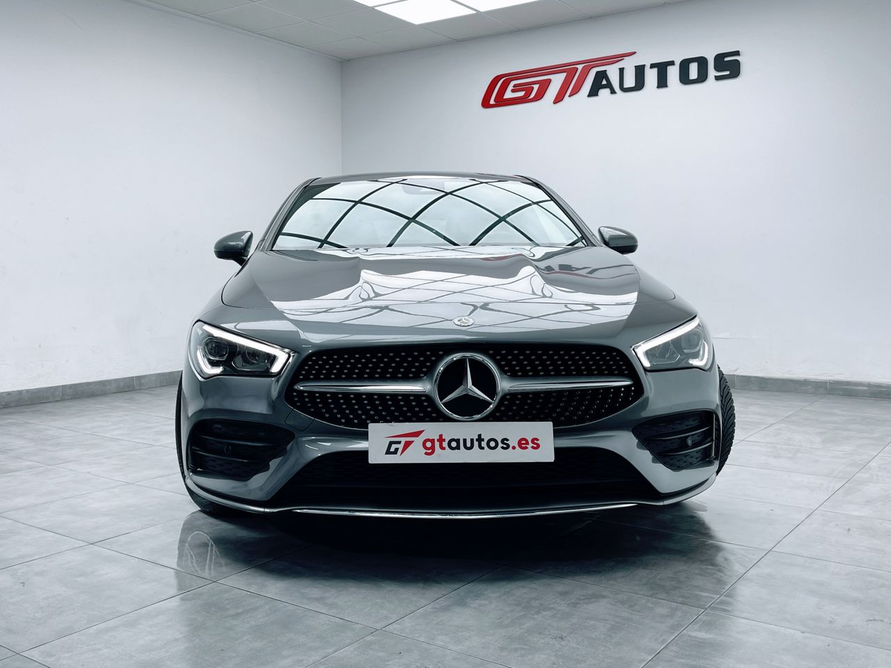 Foto Mercedes-Benz Clase CLA 5