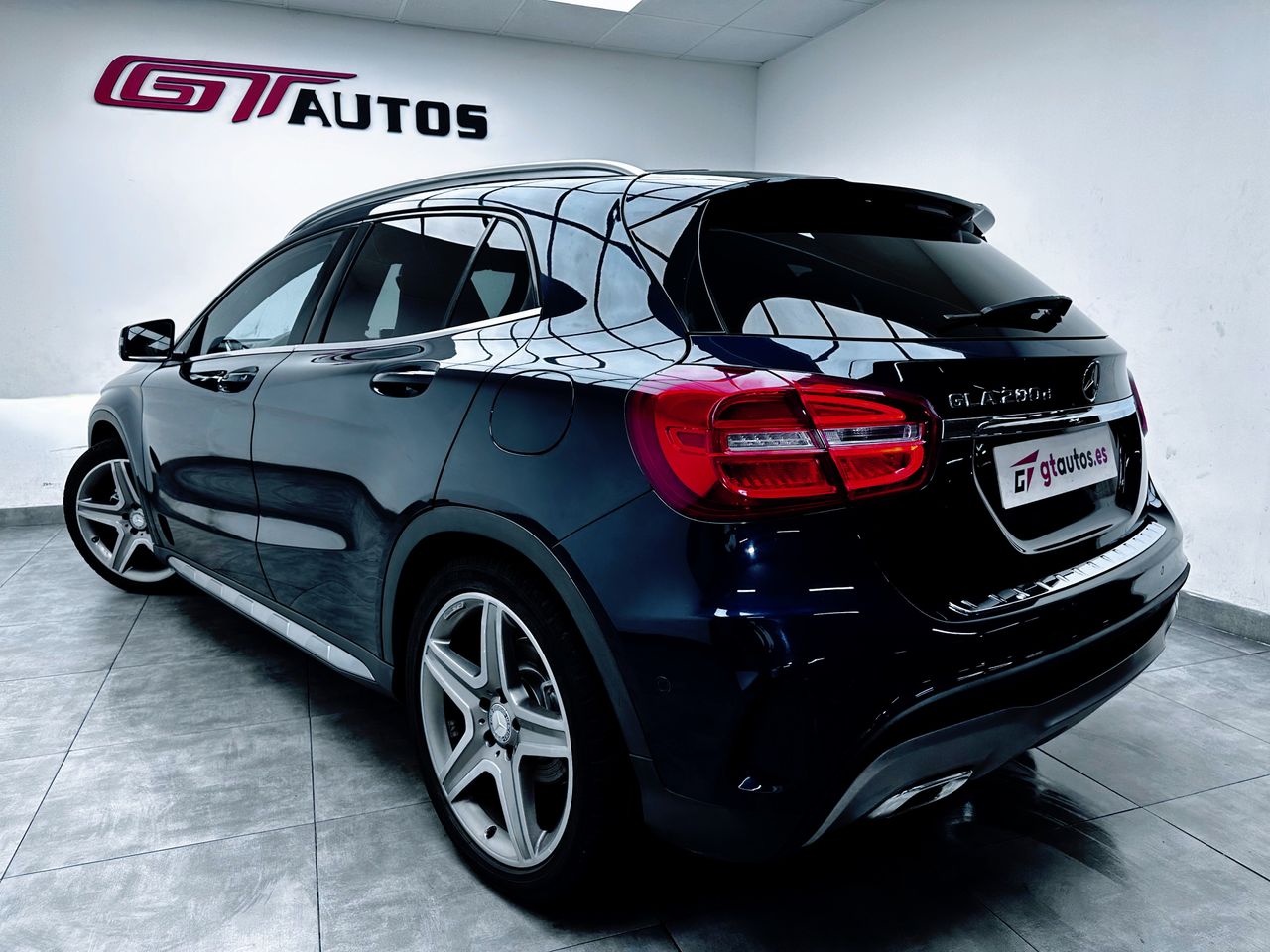 Foto Mercedes-Benz Clase GLA 4