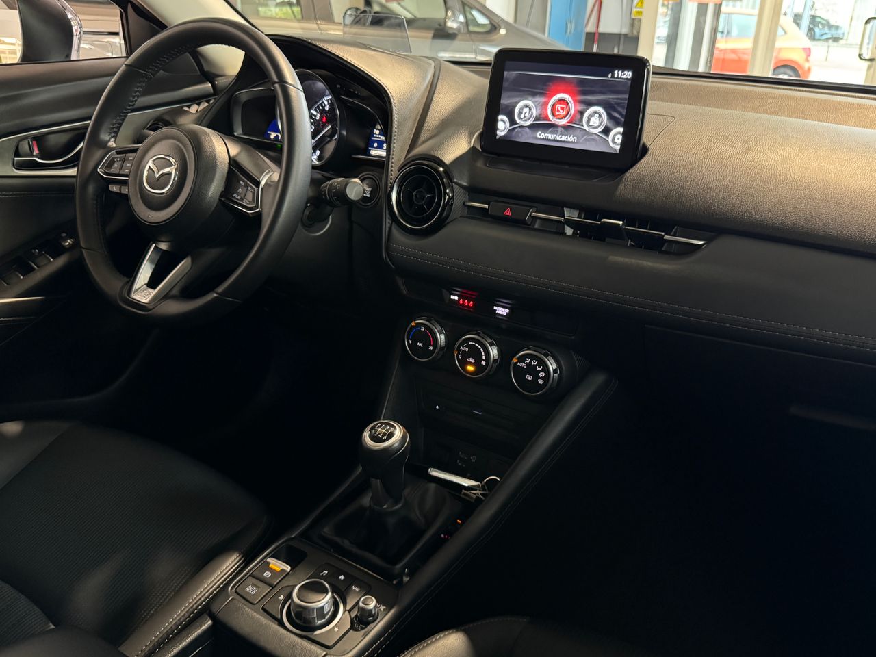 Foto Mazda CX-3 11