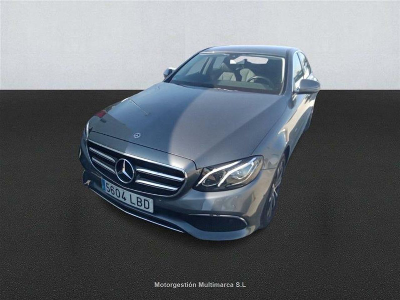 Foto Mercedes-Benz Clase E 1