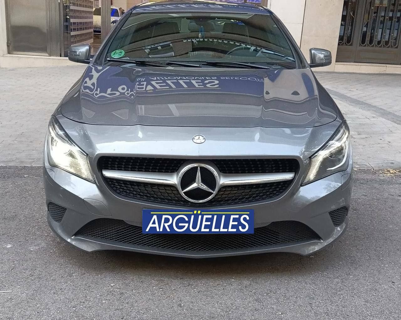 Foto Mercedes-Benz Clase CLA 2