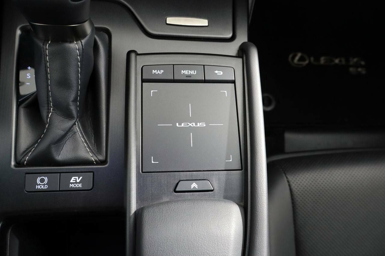 Foto Lexus ES 28