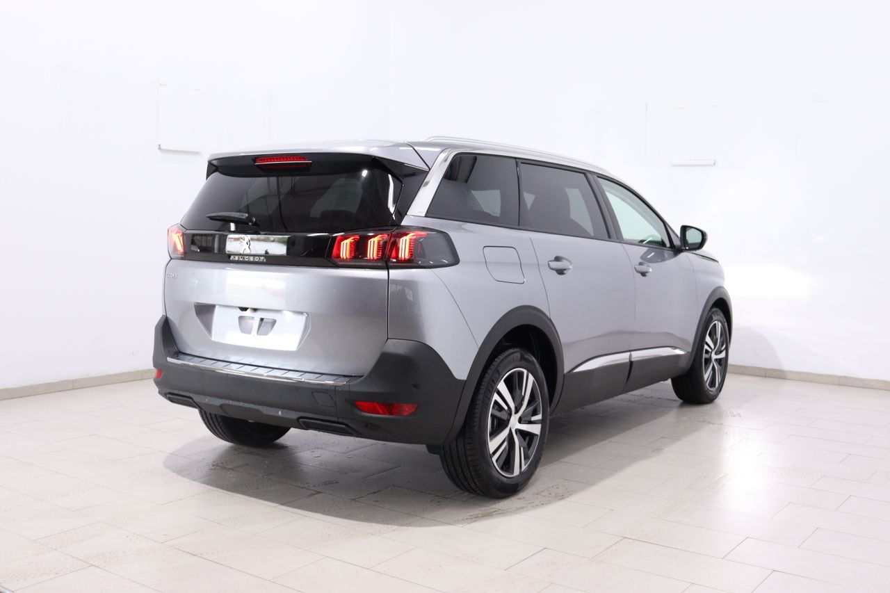 Foto Peugeot 5008 7