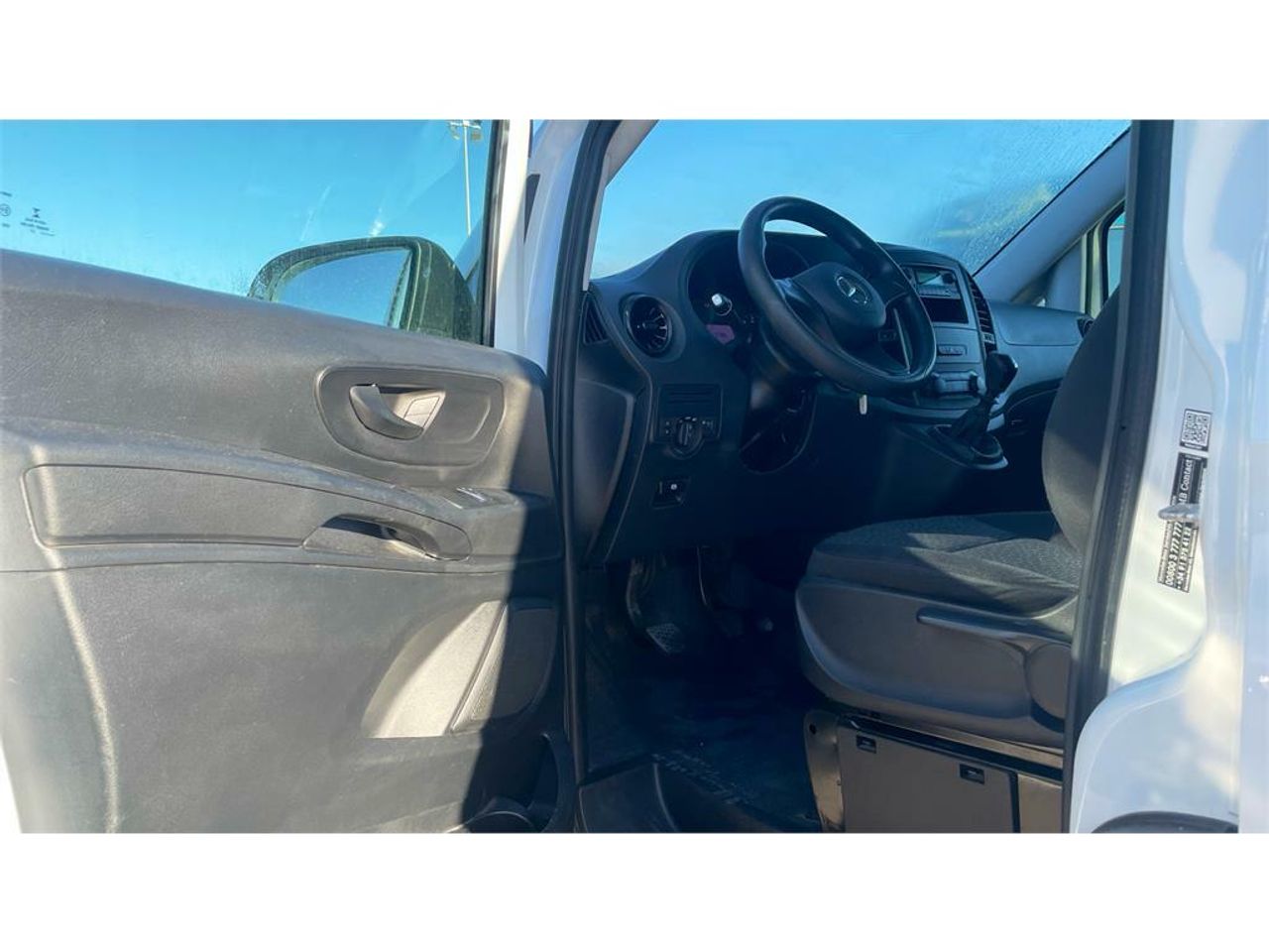 Foto Mercedes-Benz Vito 17