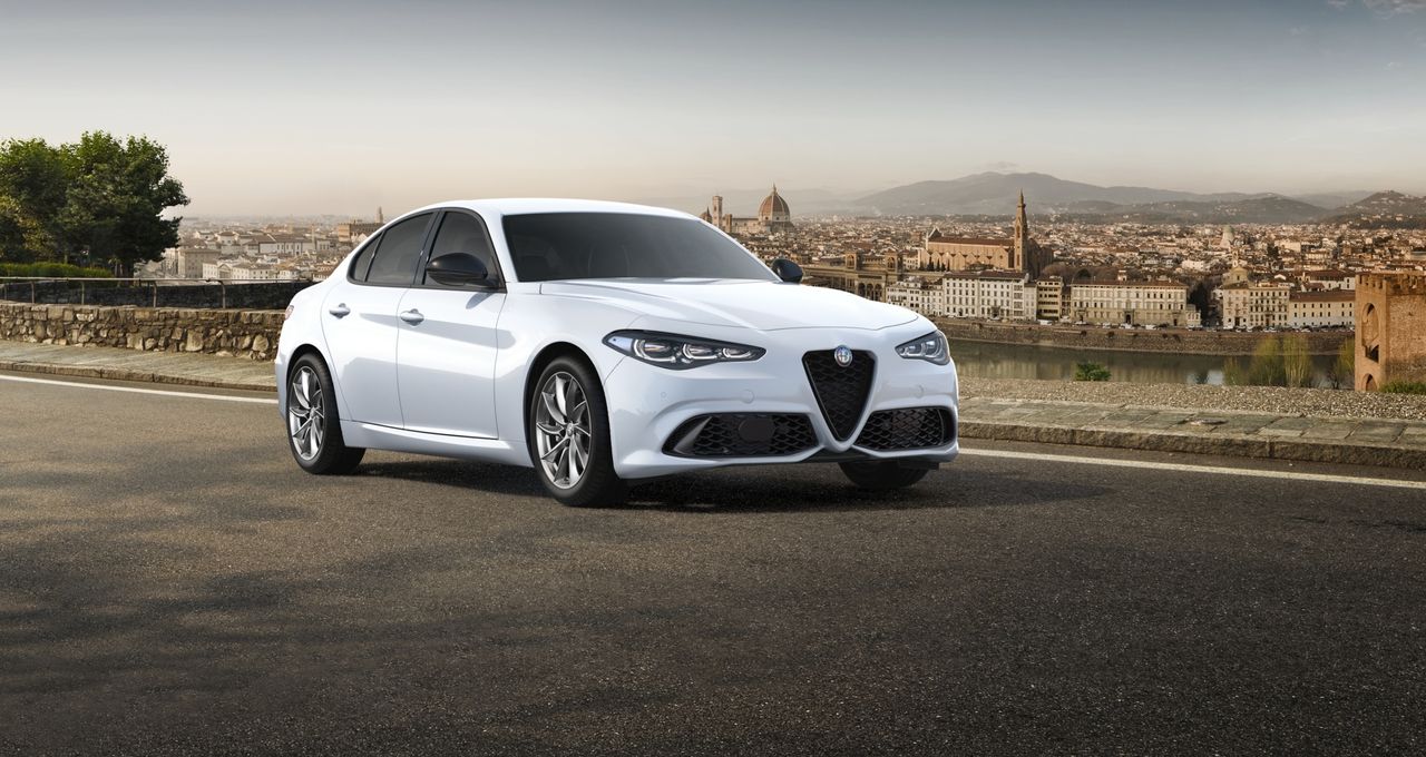 Foto Alfa Romeo Giulia 1