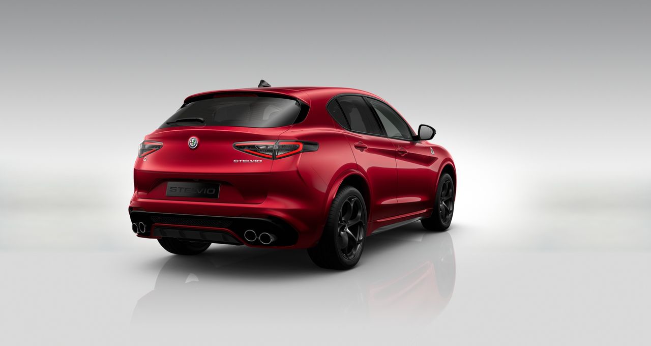 Foto Alfa Romeo Stelvio 4