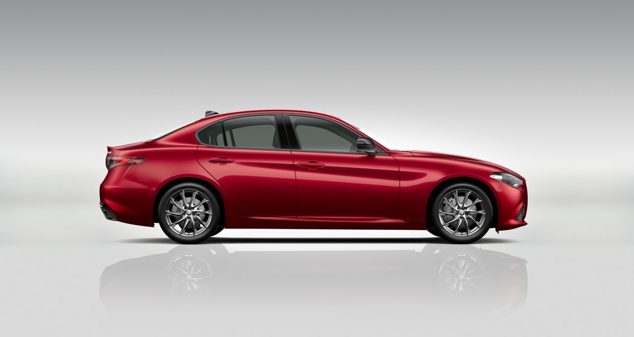 Foto Alfa Romeo Giulia 2