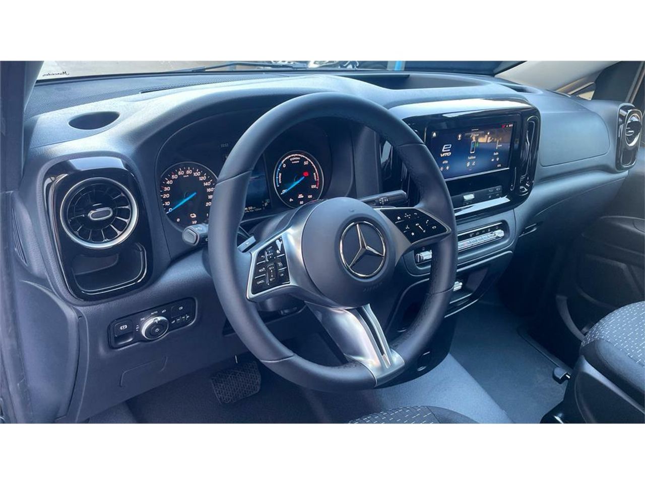 Foto Mercedes-Benz Vito 8