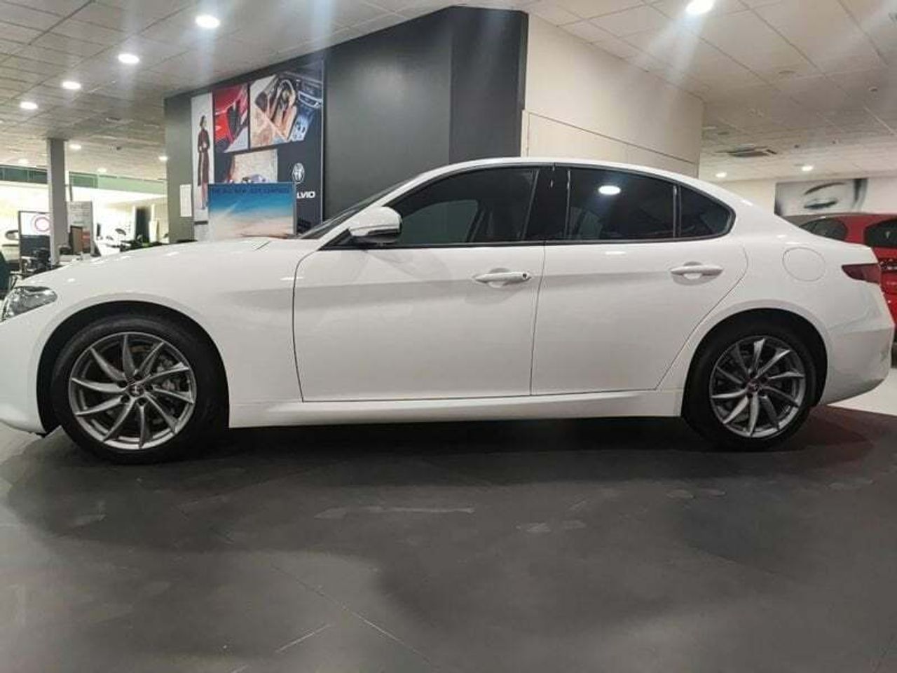 Foto Alfa Romeo Giulia 2