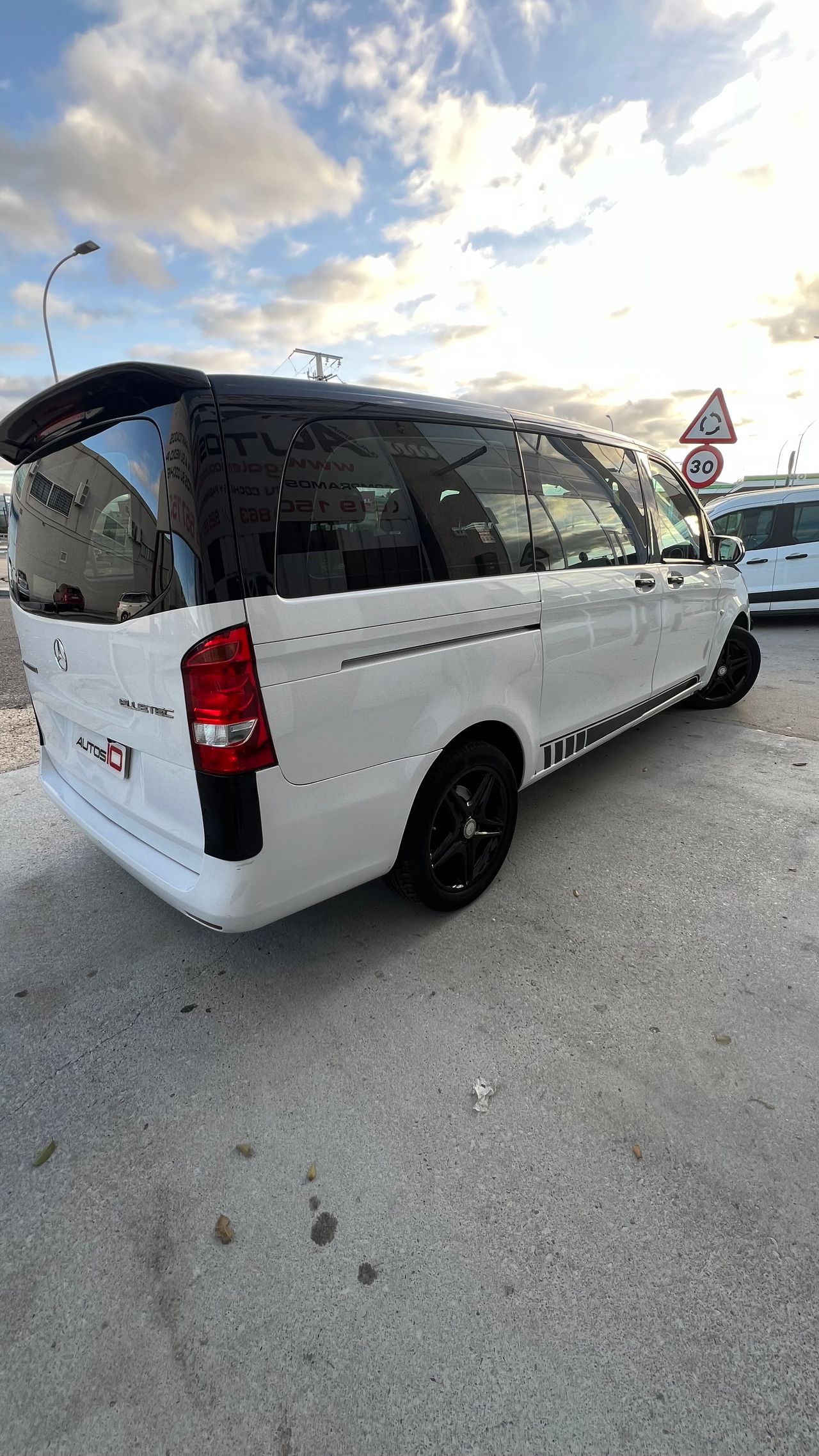 Foto Mercedes-Benz Vito 6