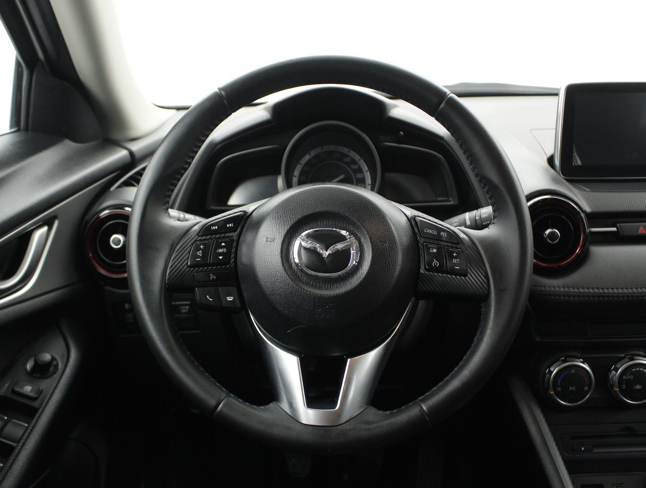 Foto Mazda CX-3 23