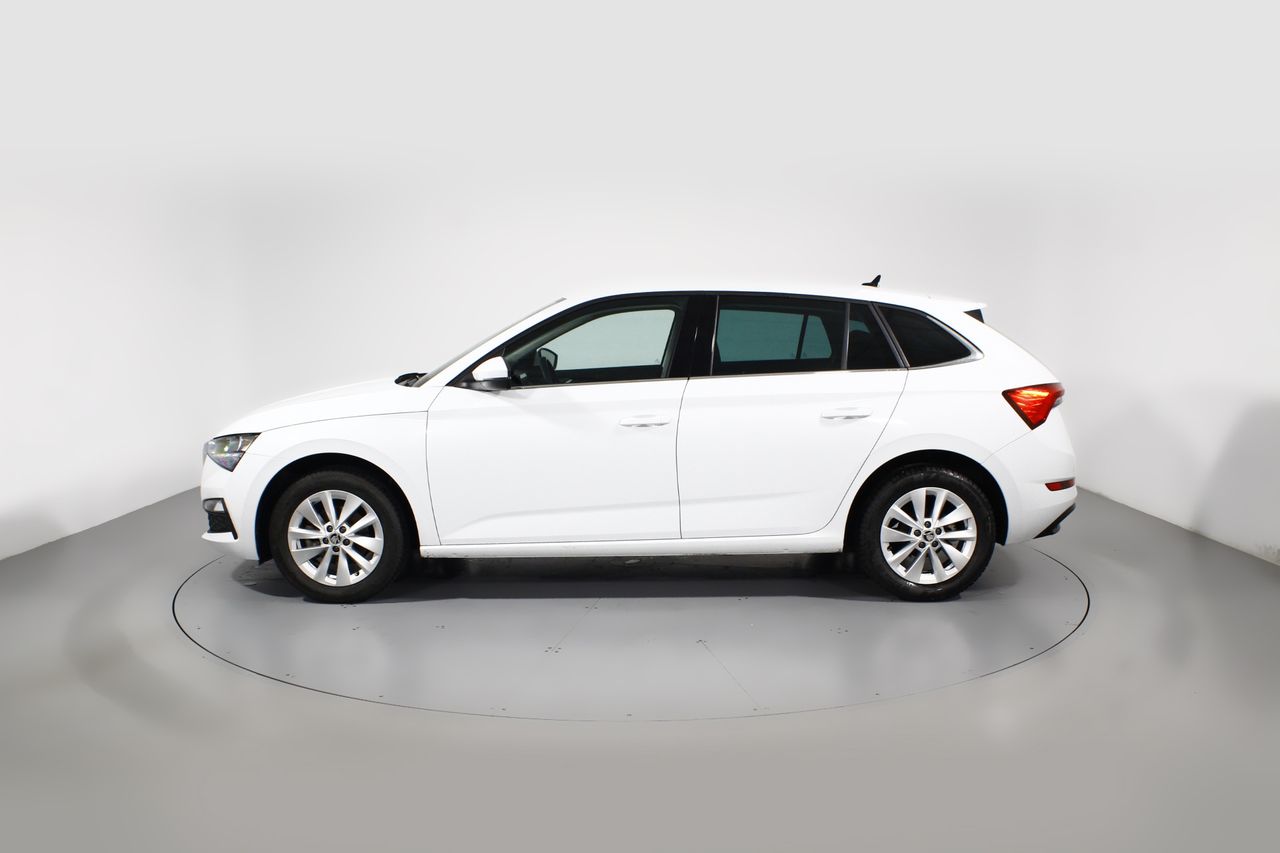 Foto Skoda Scala 19