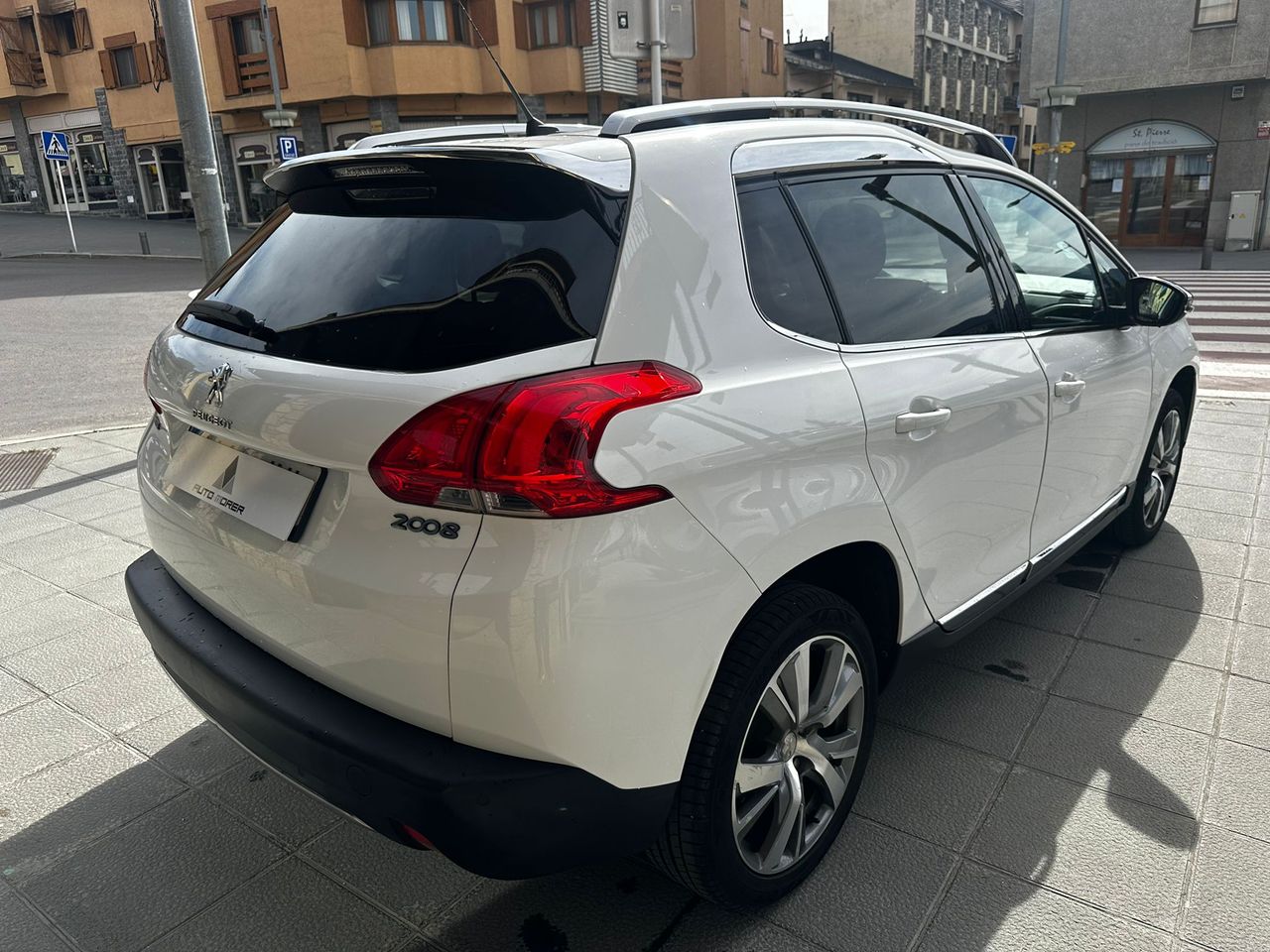 Foto Peugeot 2008 6