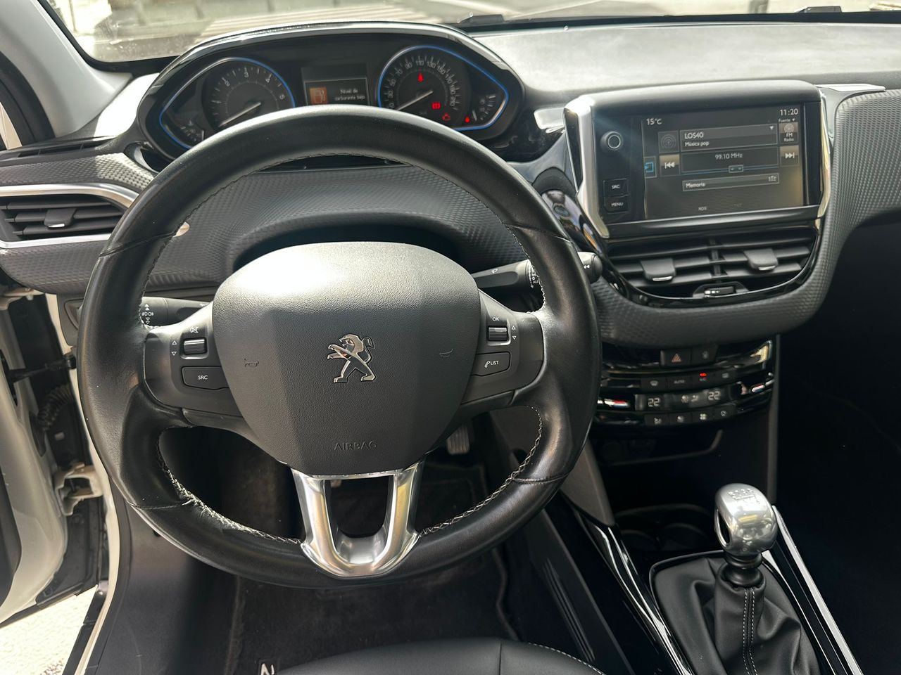 Foto Peugeot 2008 9