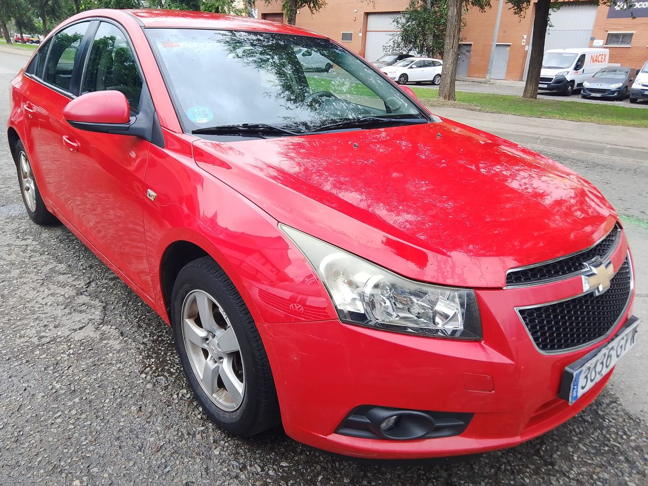 Foto Chevrolet Cruze 1